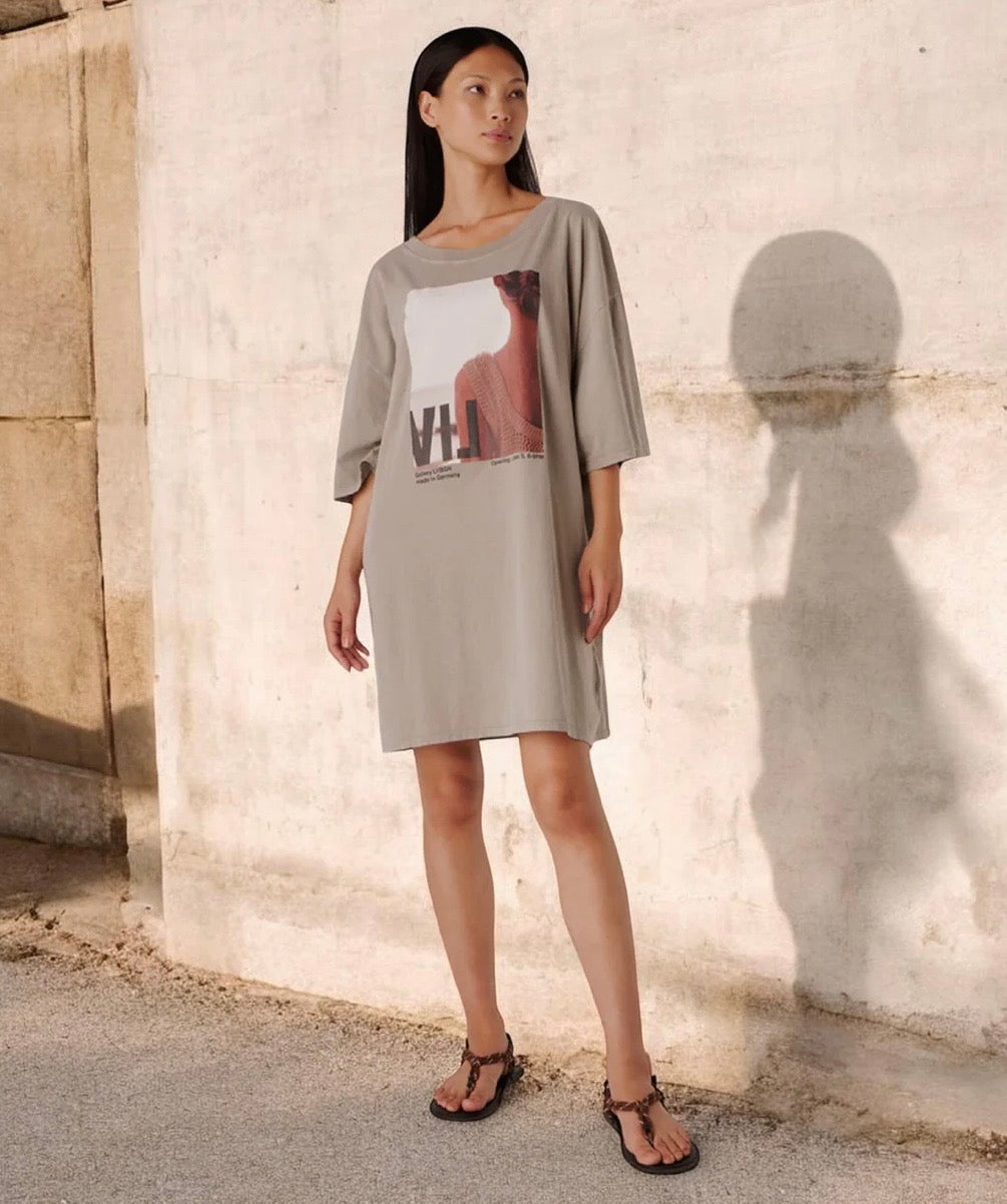 Liv Bergen NINETTE Photo TShirt Kleid Toffee Farben