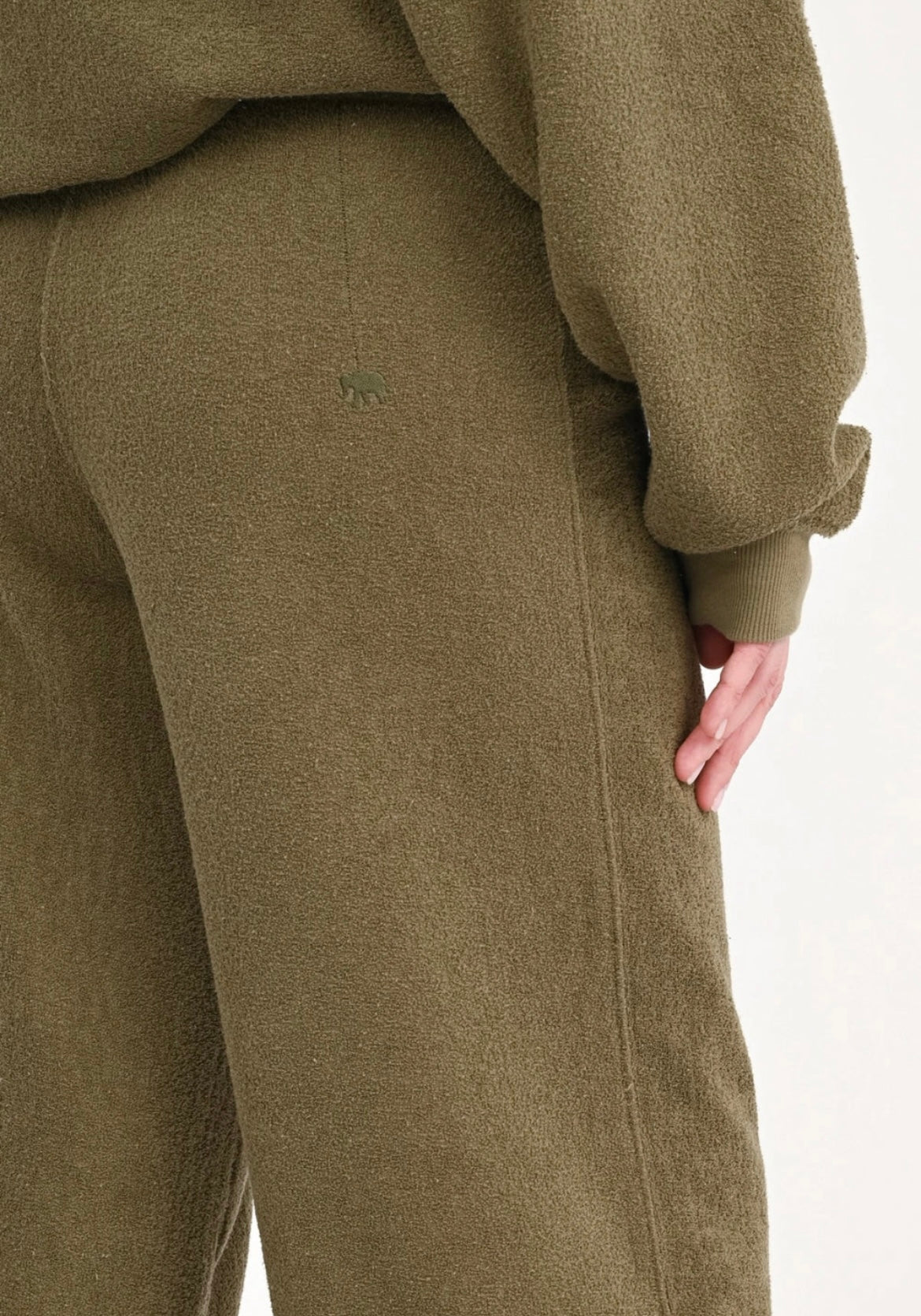 Love Joy Victory Frottee Sweathose Elenya oliv