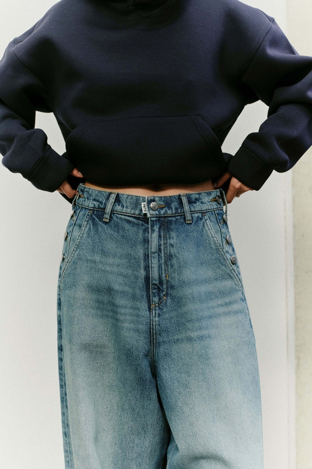 PNTS _22 Over The Top Buttons Jeans