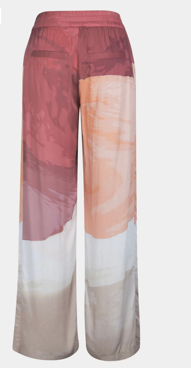 NÜ Denmark Elina Yola Hose