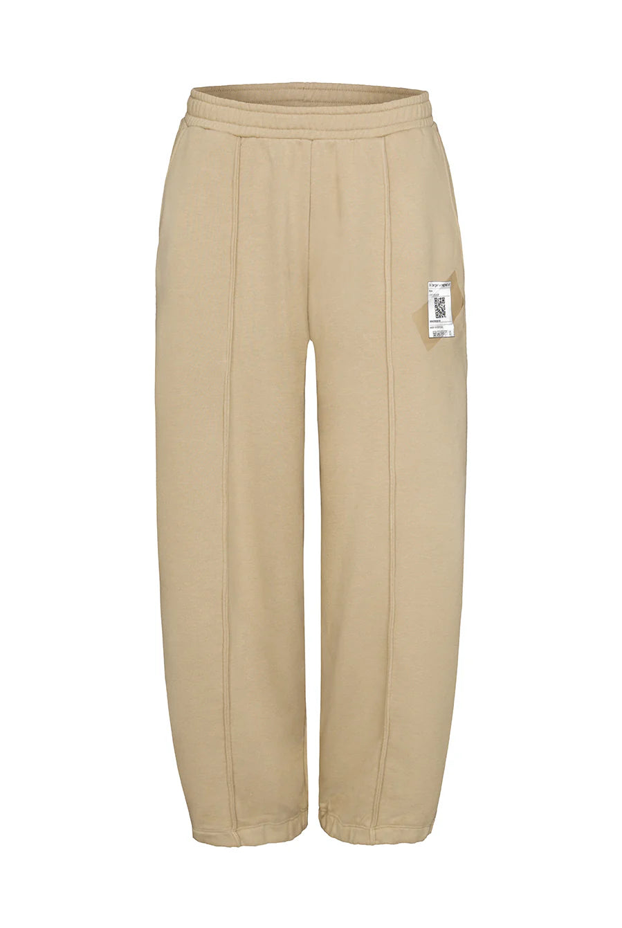 Liv Bergen Tag Hose Skater in camel