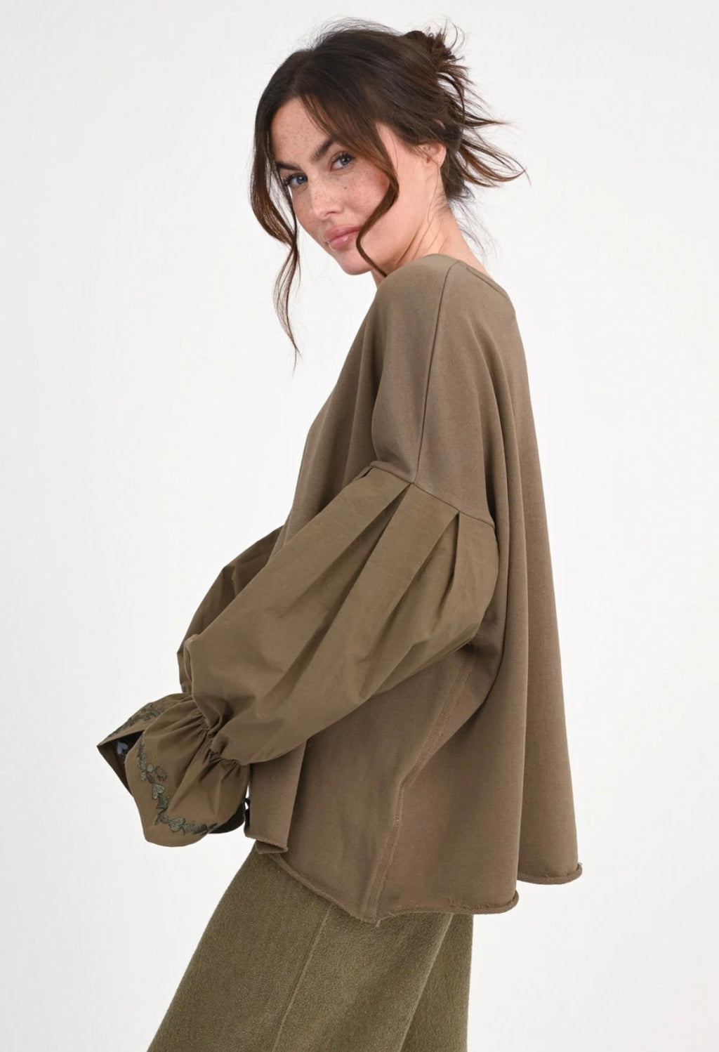 Love Joy Victory Sweatshirt Salem mit Materialmix