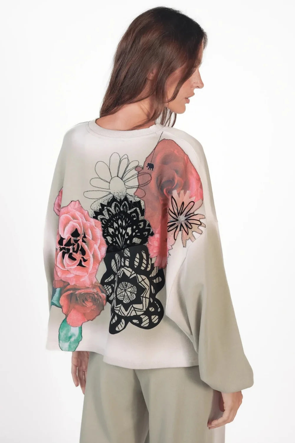 Love Joy Victory Bedrucktes Sweatshirt Tari in pussywillow Grey