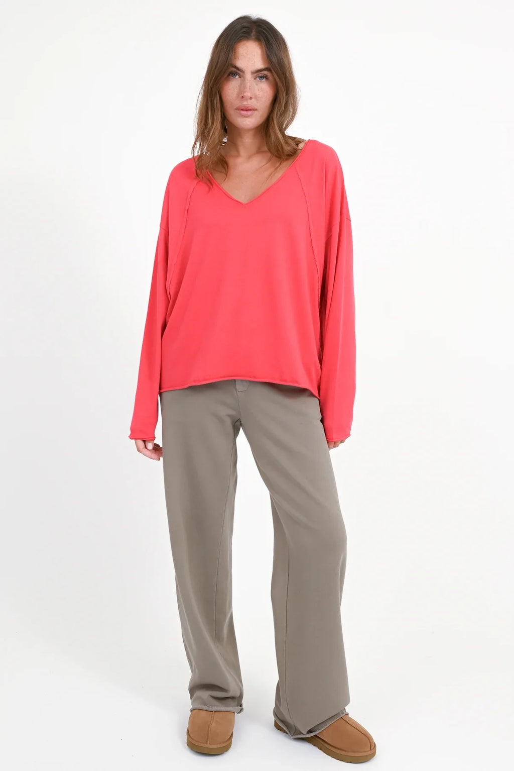 Love Joy Victory Oversized Longsleeve Charlotte in Geranium oder weiß