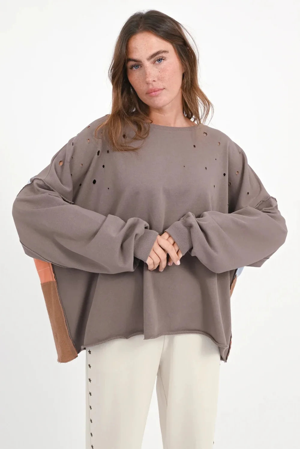 Love Joy Victory Sweatshirt Bira mit Rückenapplikation