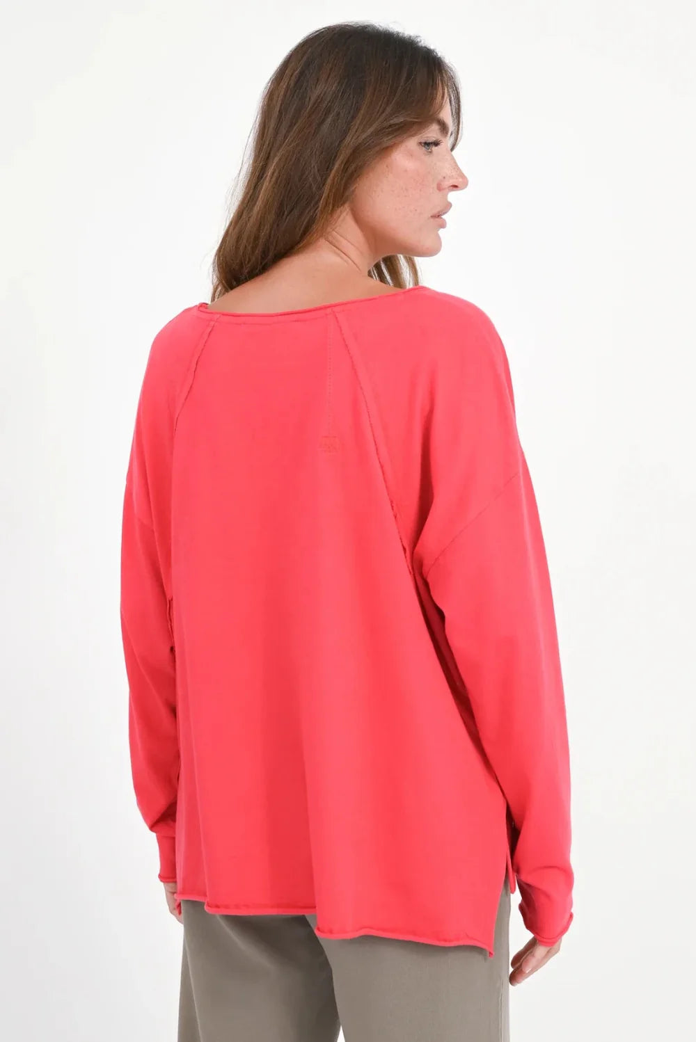 Love Joy Victory Oversized Longsleeve Charlotte in Geranium oder weiß