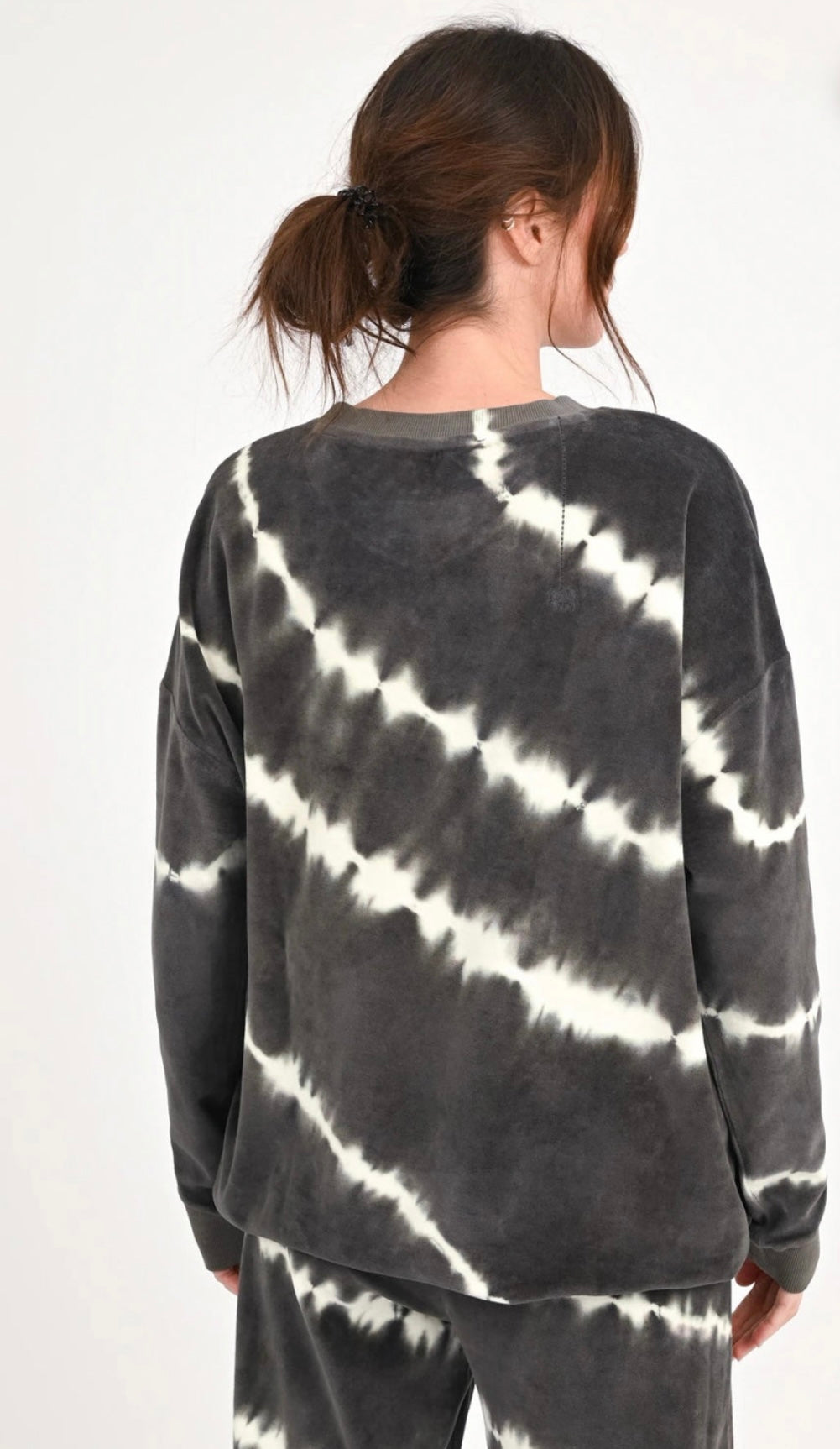 Love Joy Victory Velvet Sweatshirt Batik Wayne