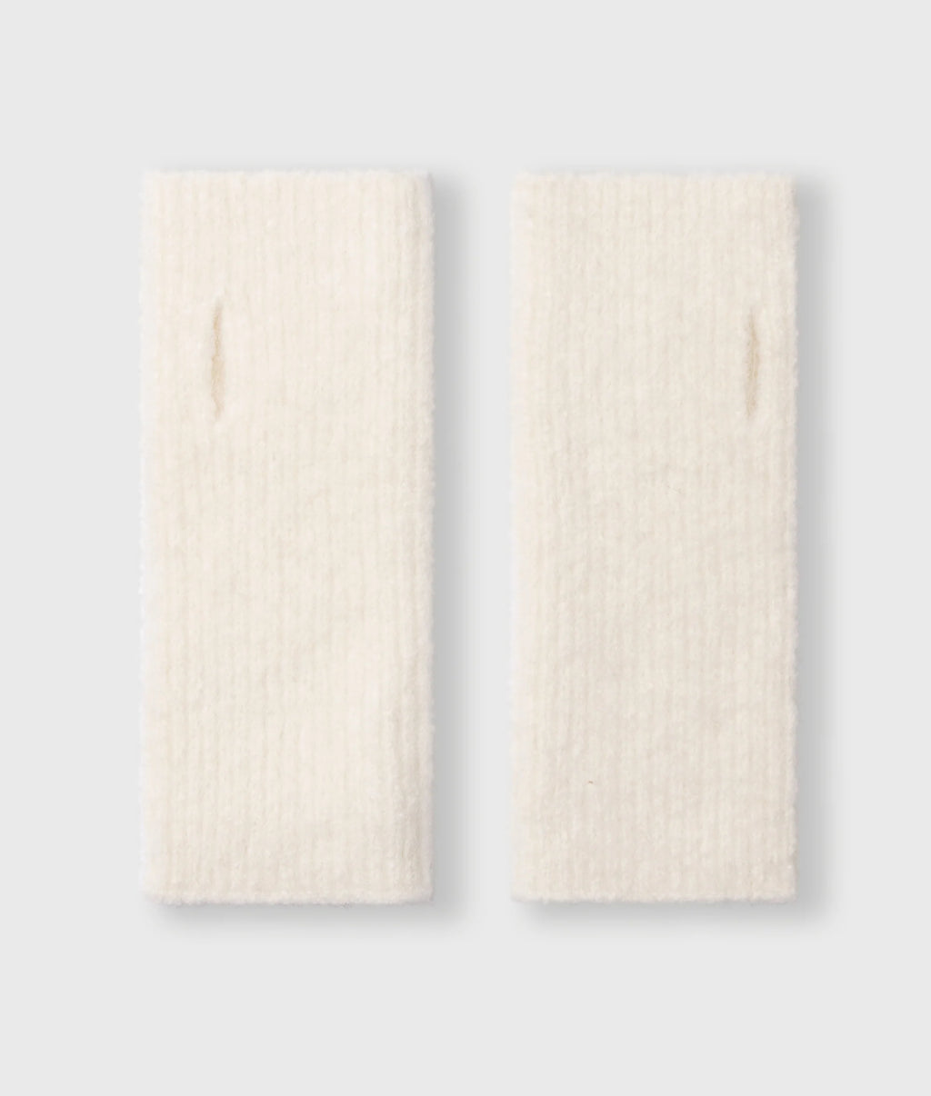 10 DAYS Hairy Knit Gloves Ecru