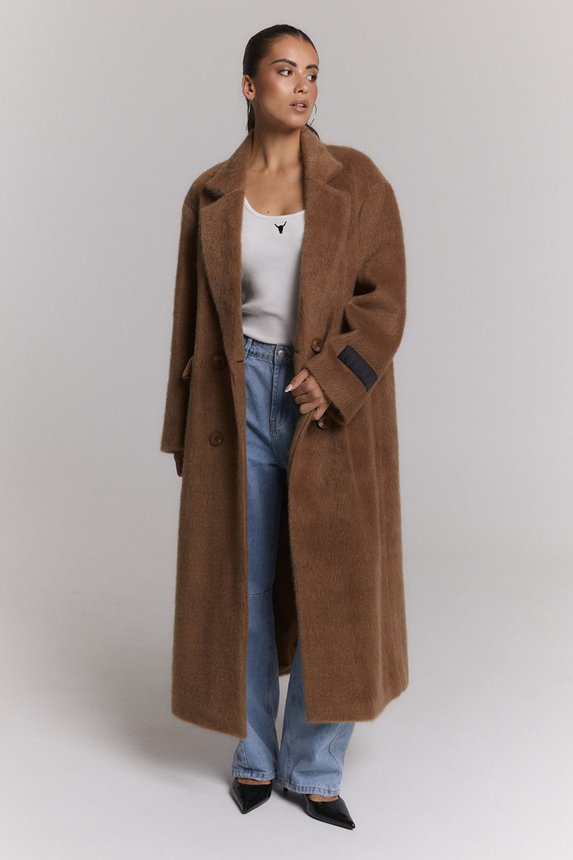 Alix The Label Long Hairy Mantel Camel Farben