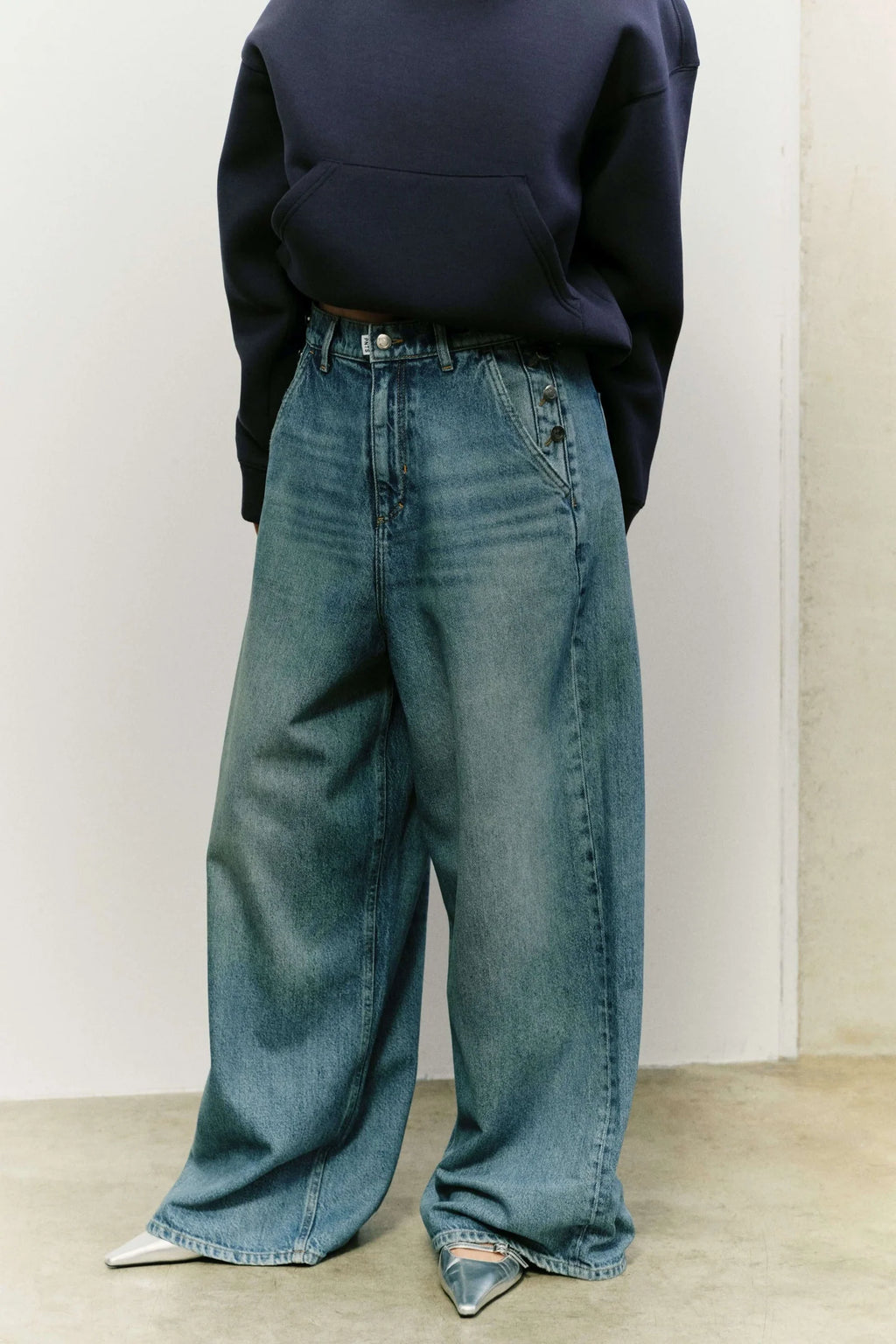 PNTS _22 Over The Top Buttons Jeans