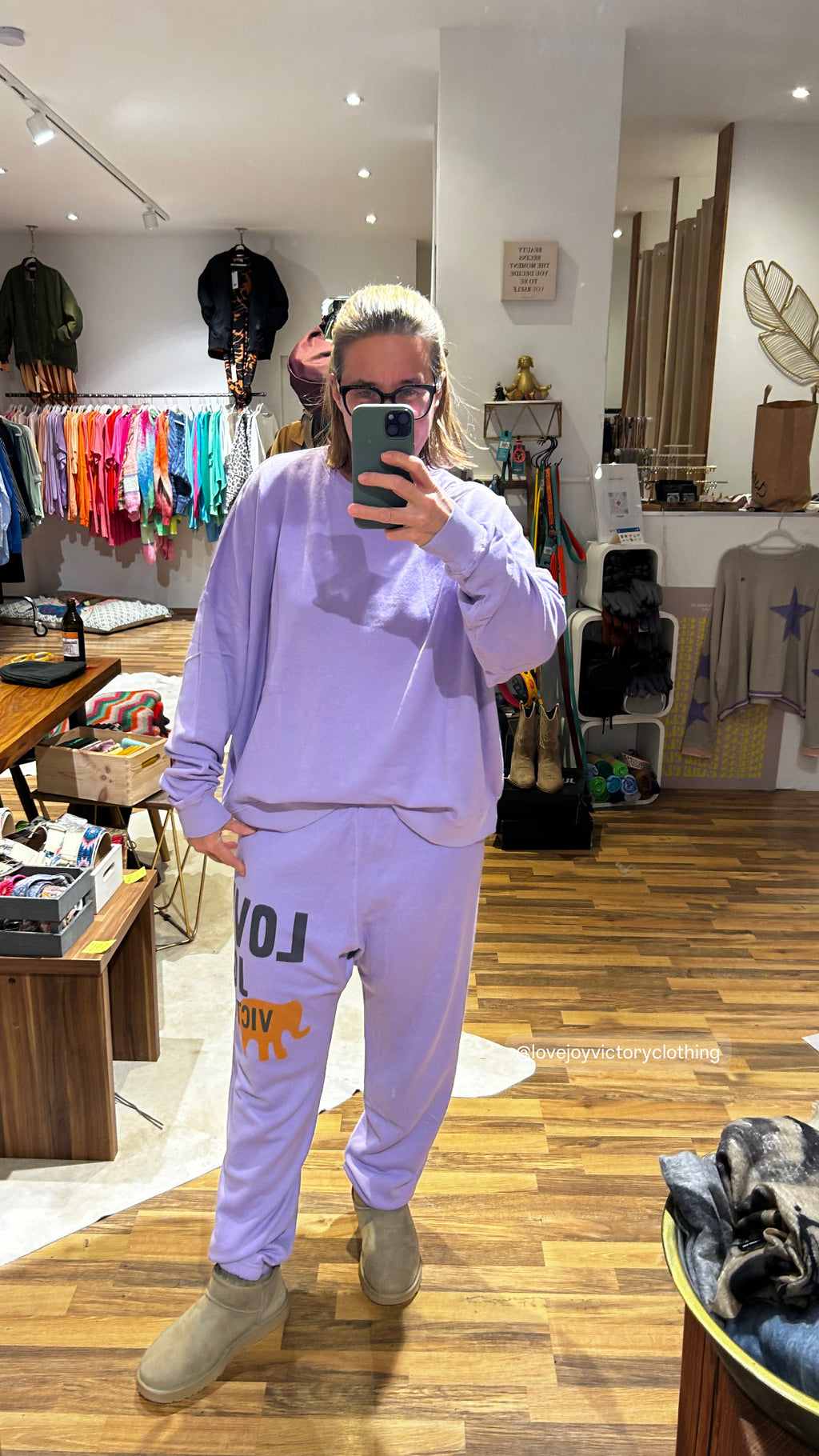 Love Joy Victory Sweatshirt Moa