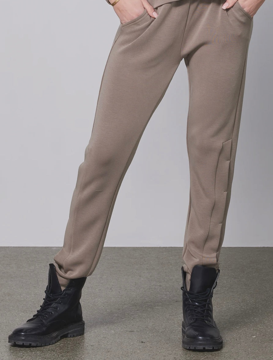 NÜ Denmark Yonna Hose