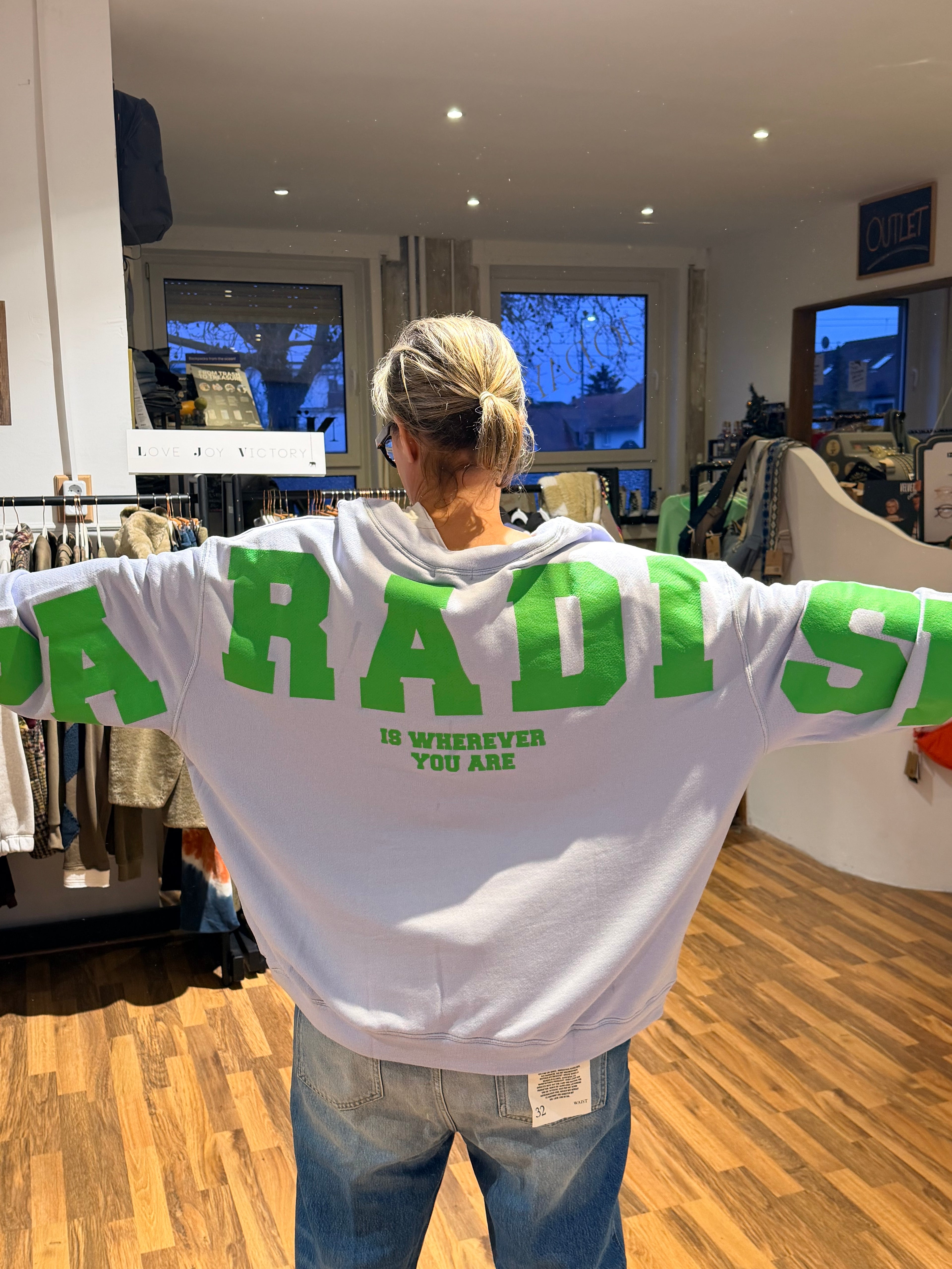 Liv Bergen Paradise Sweatshirt