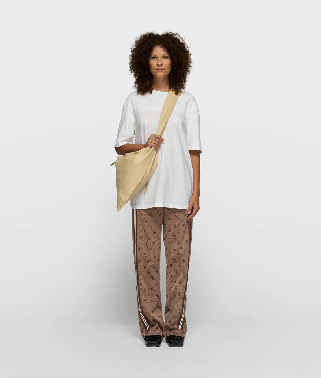 10 Days Leather Shoulder Bag Pearl