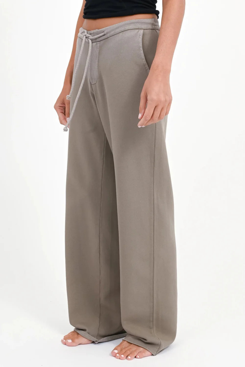 Love Joy Victory Sweathose Leonora taupe