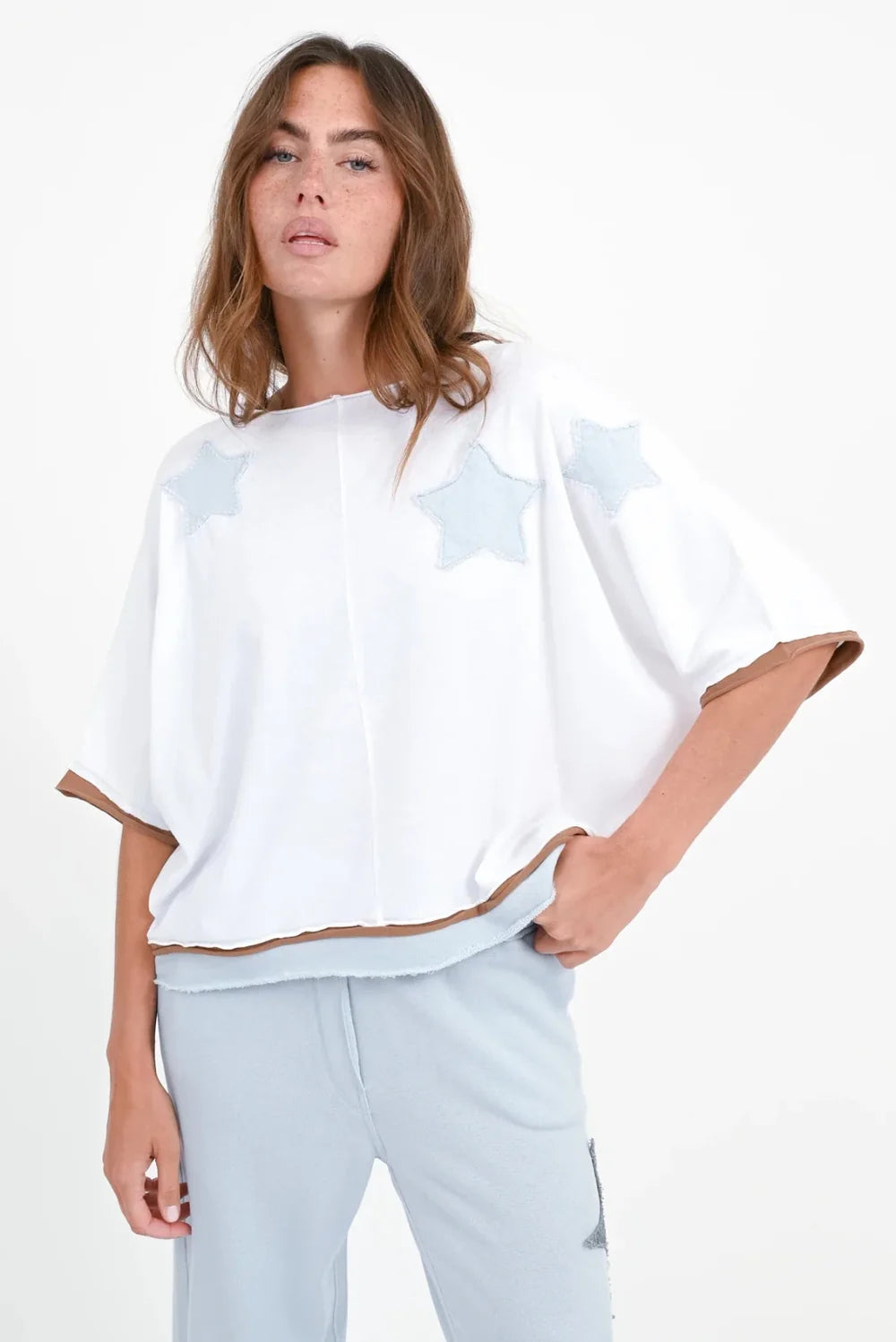 Love Joy Victory Shirt Rumbia Sternen Patches weiß