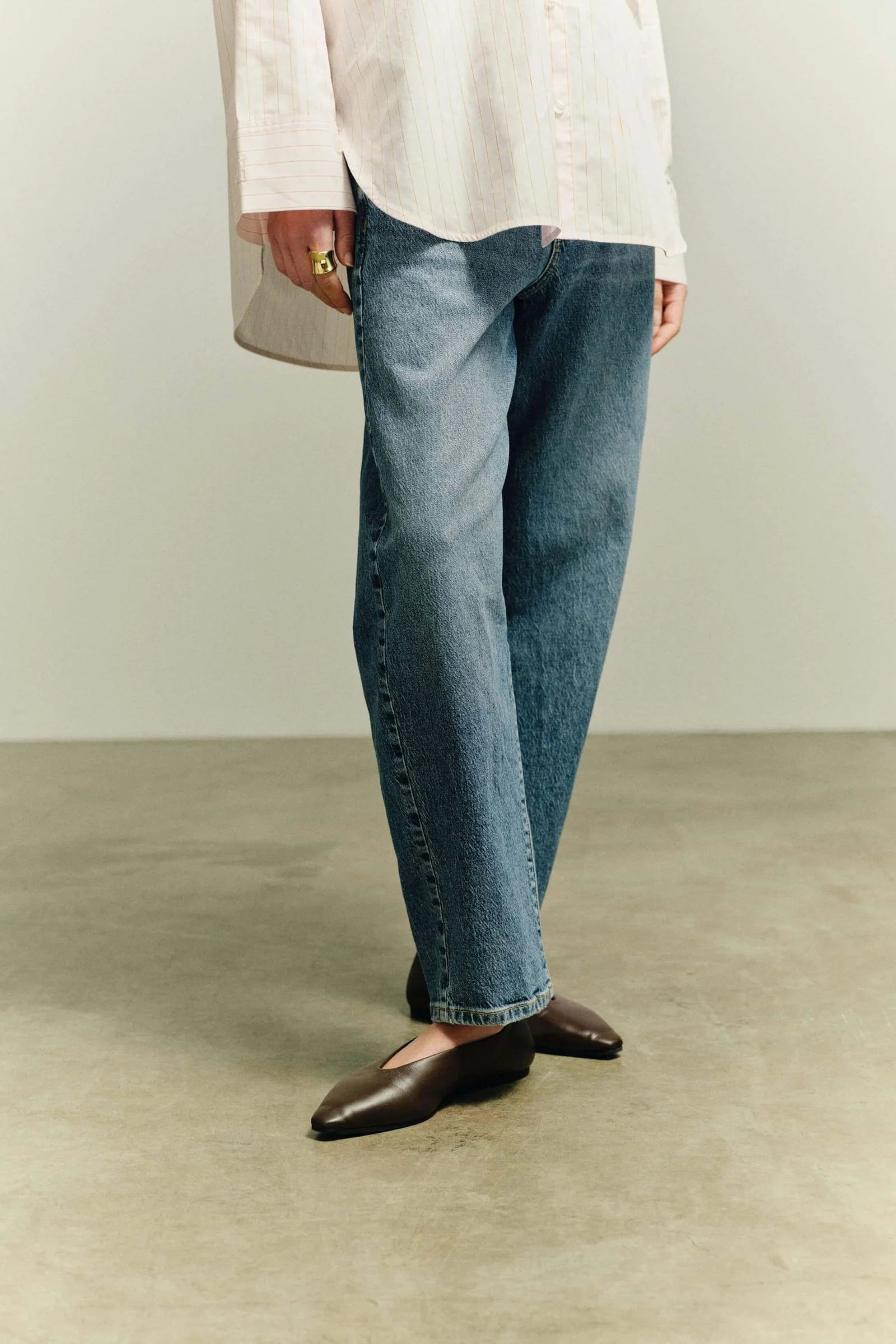 PNTS 05_The O Shape mittleres Blau