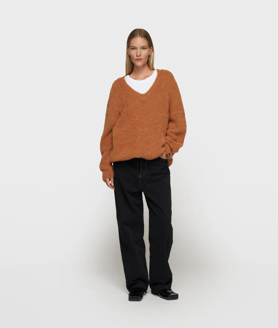 10 DAYS V Neck Knit Sweater Suede