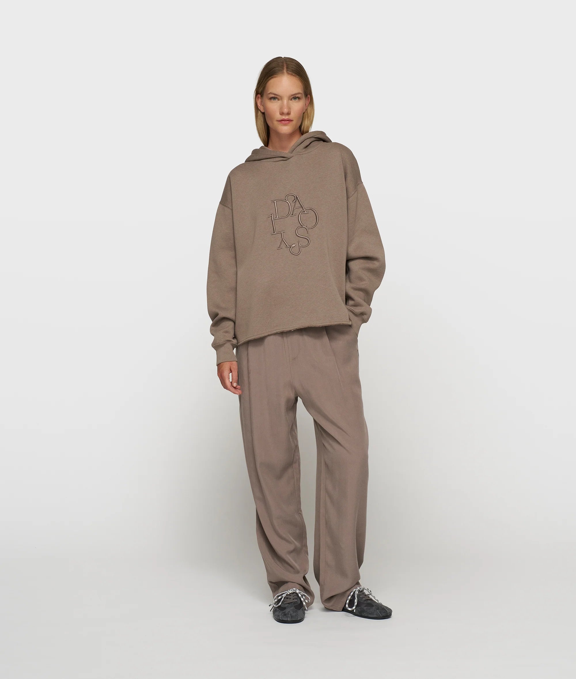 10 DAYS Statement Hoodie Embro