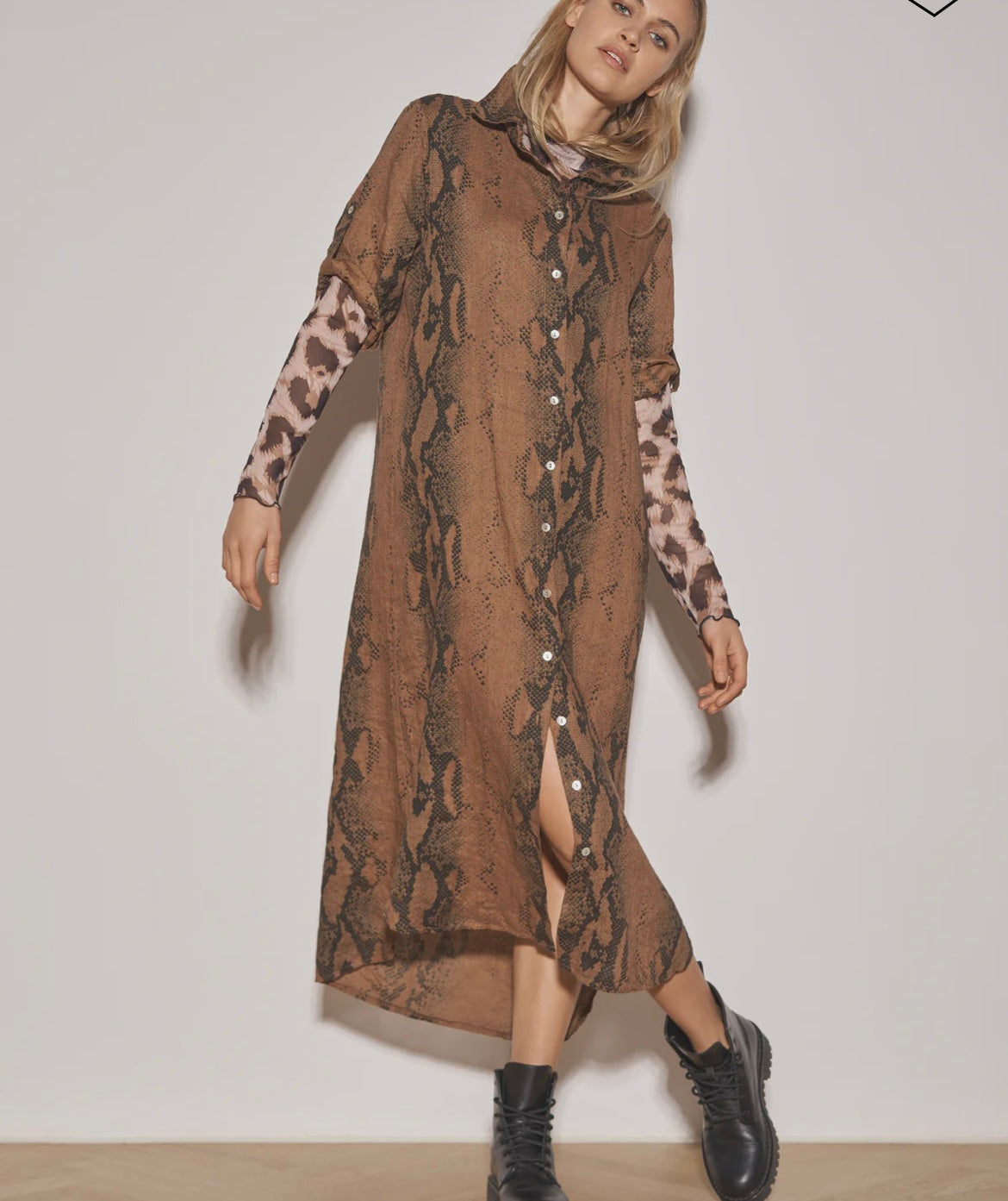 Nü Rosalil Leinenkleid